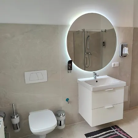 Rustica ורניגרוד